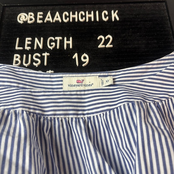 Vineyard Vines Women’s Geo Prep Blue White Embroidered Open Neck Top Shirt XS - Picture 7 of 7